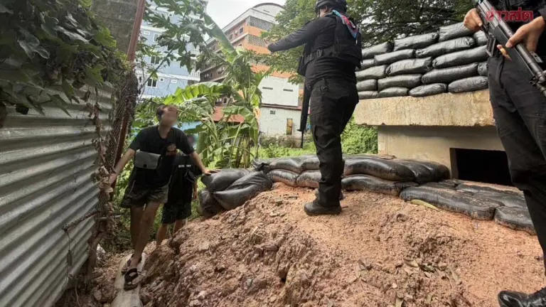 Two Thai Men Caught With 13 Warrants After Fleeing Poipet Scam Network