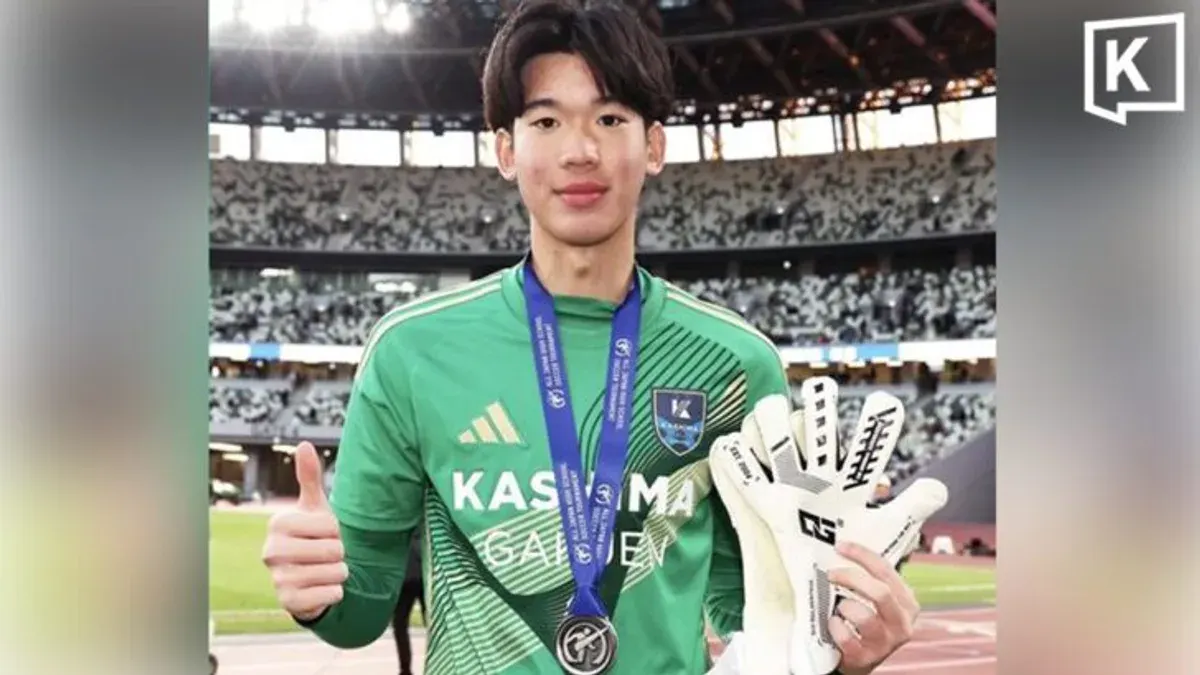 Thai Goalkeeper Poomraphee Signs Pro Deal With V-Varen Nagasaki