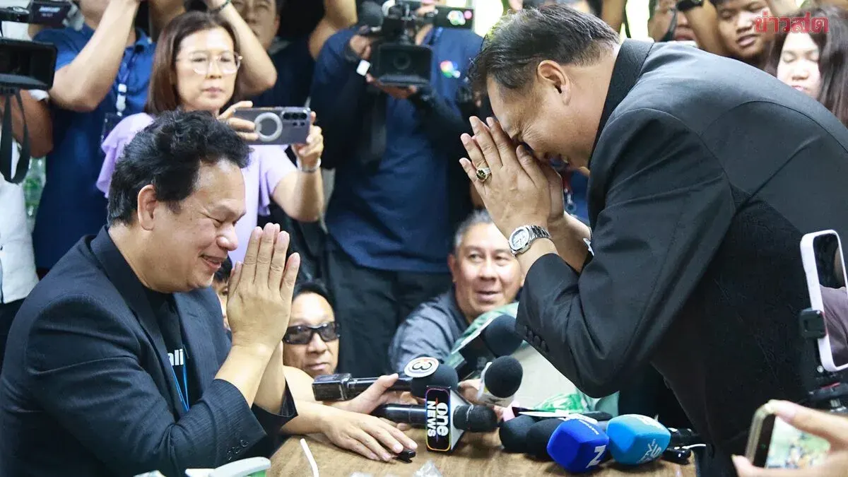 Suchart Apologizes to Reporters After Heated Exchange, Defends Officials Without Evidence