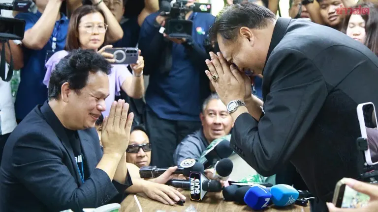 Suchart Apologizes to Reporters After Heated Exchange, Defends Officials Without Evidence