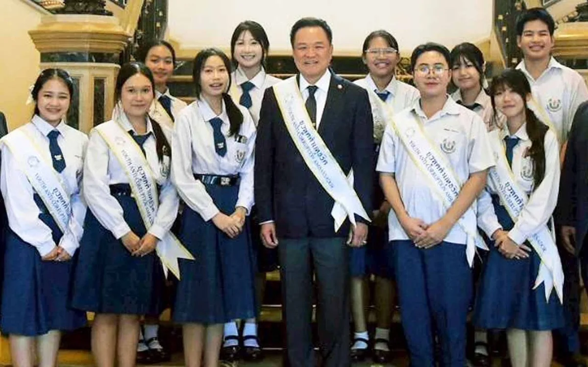 PM Anuthin Backs Anti-Corruption Youth Ambassadors Program