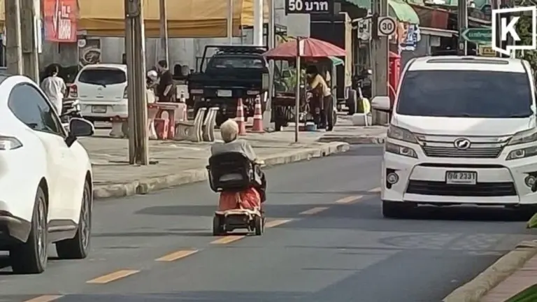 Elderly Woman's Reckless Tricycle Rides Spark Safety Concerns