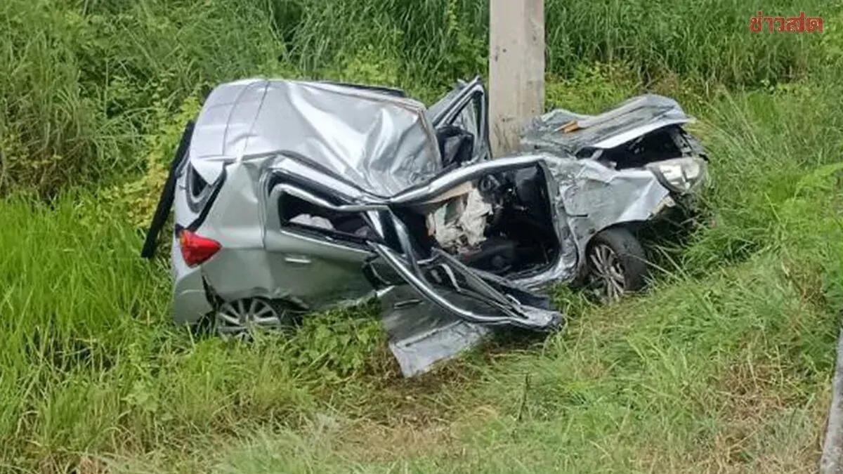 19-Year-Old Dies After Car Crashes Into Power Pole