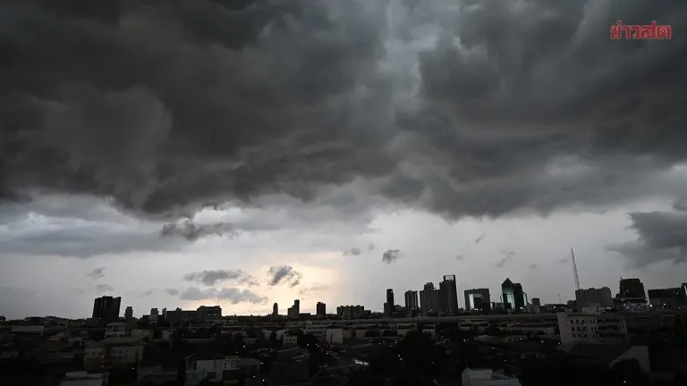 Heavy Rain Expected Across 37 Thai Provinces