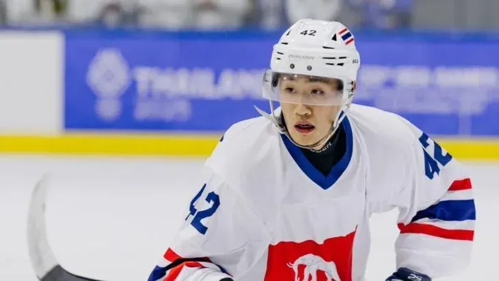 Thai national ice hockey player Chanokchon dies at 27