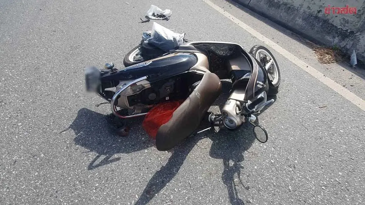 Woman Dies After Motorcycle Cuts Off Pickup Truck on Chonburi Bypass