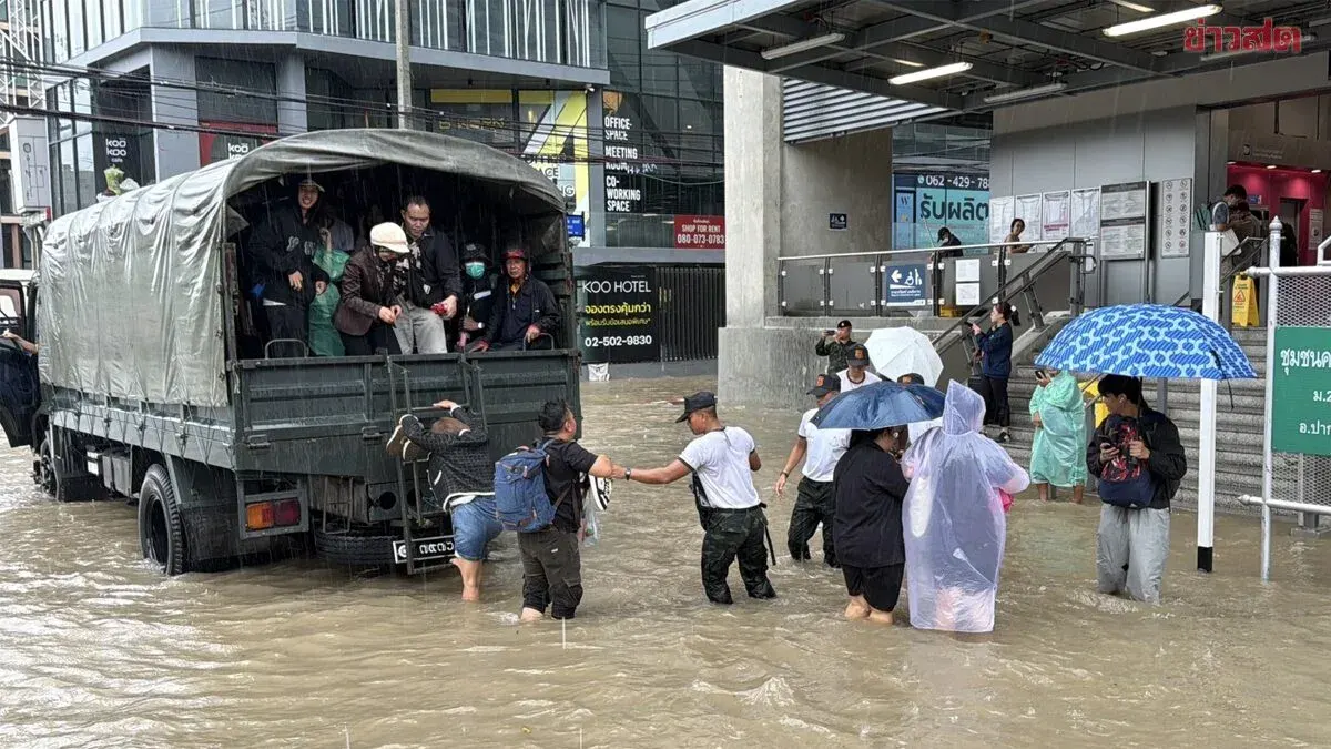 Defence Minister Orders Military Flood Response Round-the-Clock