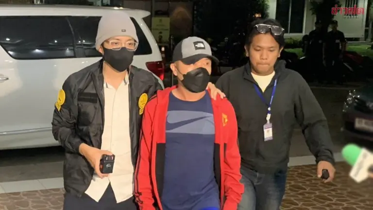 Two Men Charged in Heroin Delivery to Flight Attendant