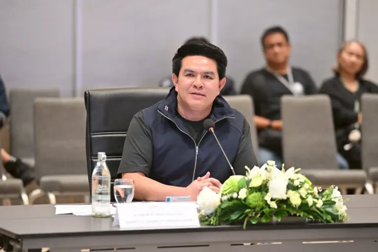 Thailand Welcomes 17.36 Million Foreign Tourists, Earns $838 Billion