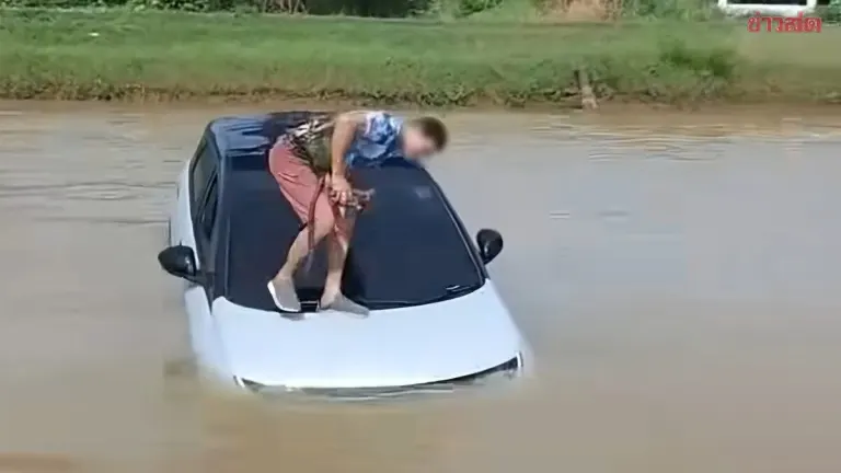Food Delivery Rider Rescues Driver From Canal, Dismisses Hero Label