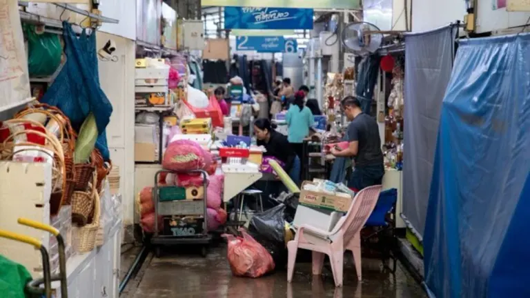 Bangkok Flooding Eases as Economic Damage Hits 12.3 Billion Baht
