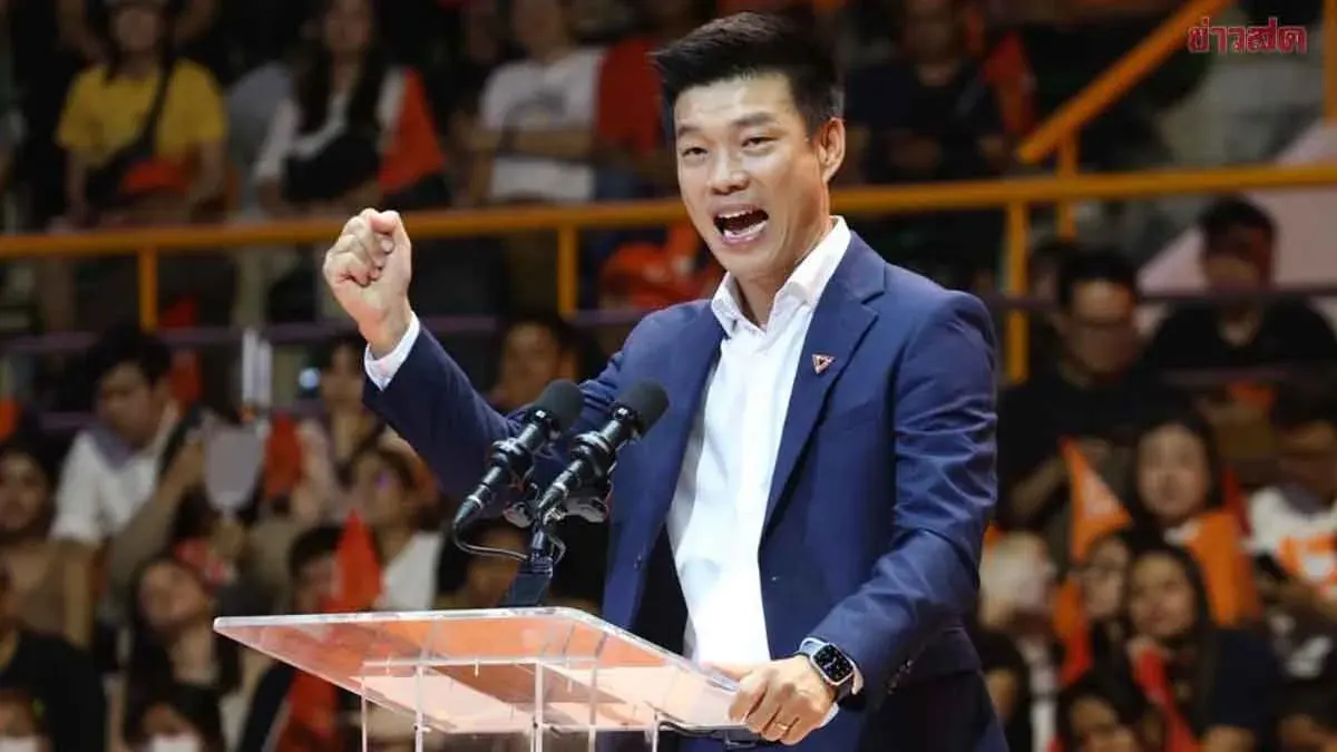 Pheu Thai Denies Plans to Scrap 30-Baht Health Scheme