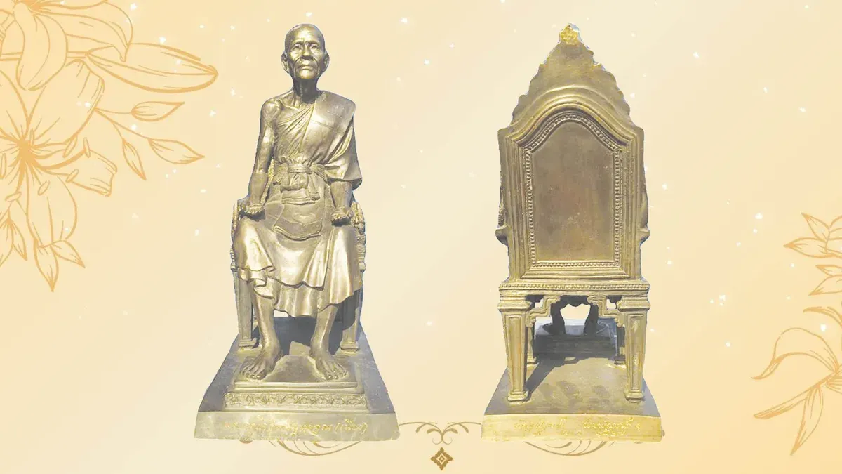 Revered Monk's Sacred Image Receives Water Blessing