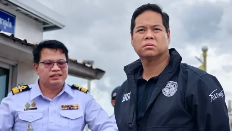 Deputy Minister of Transport inspects Phuket jet-skis, airport taxis, piers