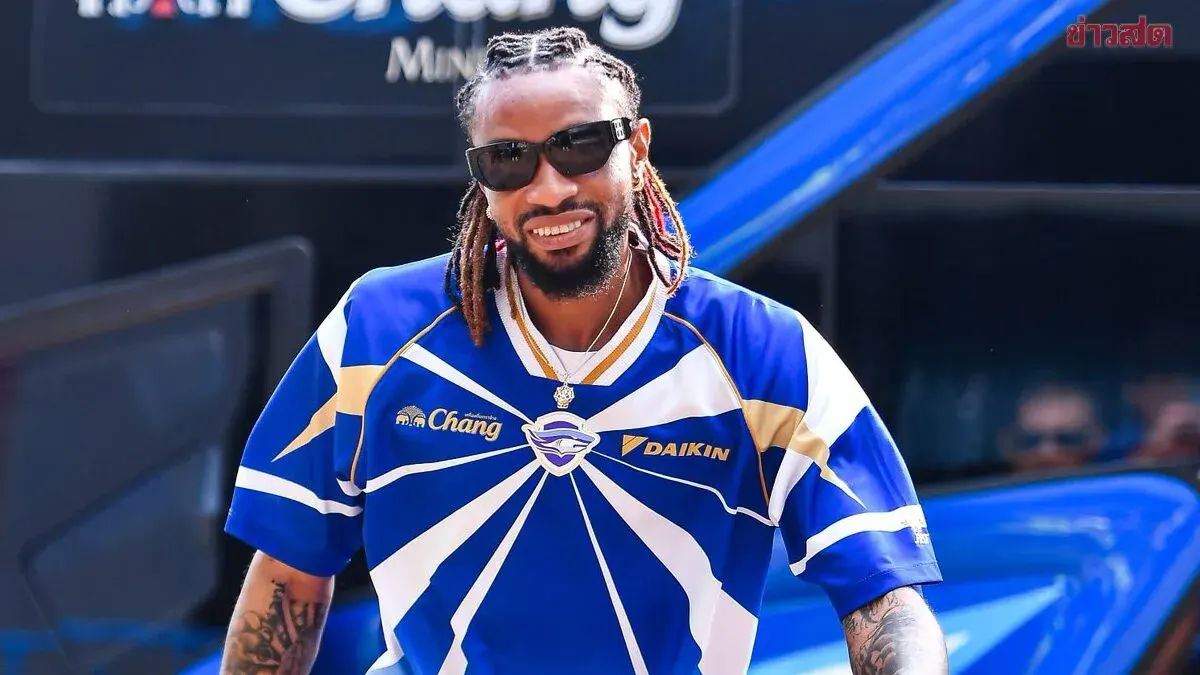 Chonburi FC Terminates Contract with Congolese Striker Bolongi Despite Two Remaining League Matches