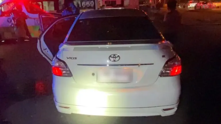 28-Year-Old Woman Can't Hold Back, Gives Birth on Car—Doesn't Miss Chance to Check License Plate for Lottery Luck