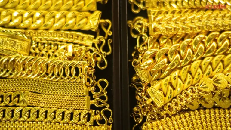 Gold Prices Drop 400 Baht on August 19