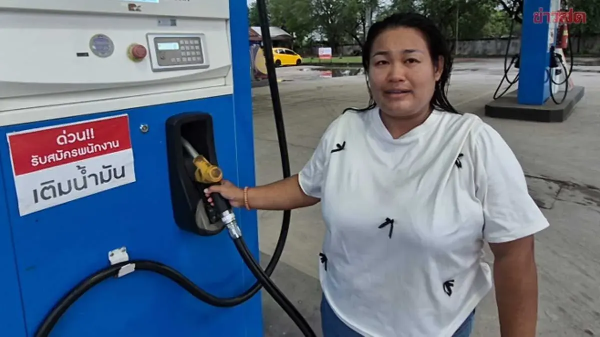 Unlucky Gas Station Worker! Man Fills Up Car Then Speeds Off Without Paying, Begging Him to Come Back and Settle the Bill