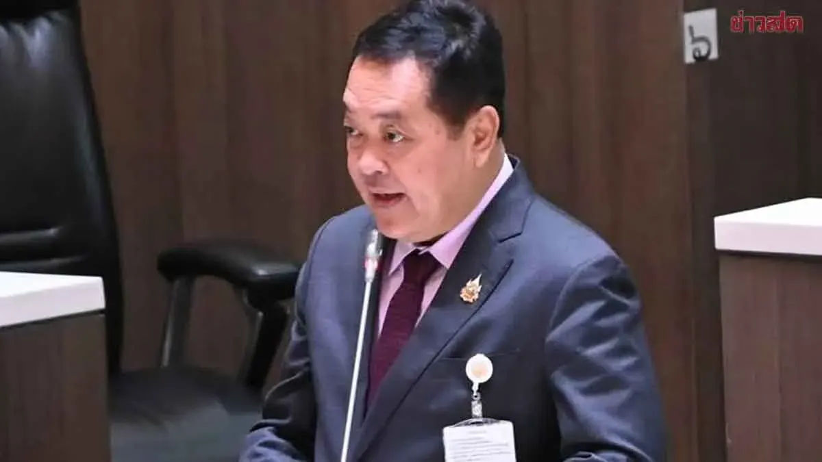 Ex-Justice Minister Urges Dialogue Over Lawsuits Against iLaw