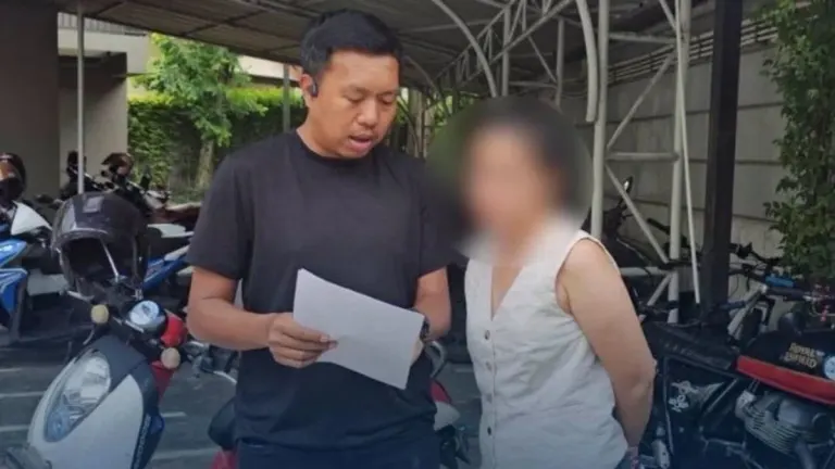 Woman Arrested for Pawning Rented Cars in Phuket