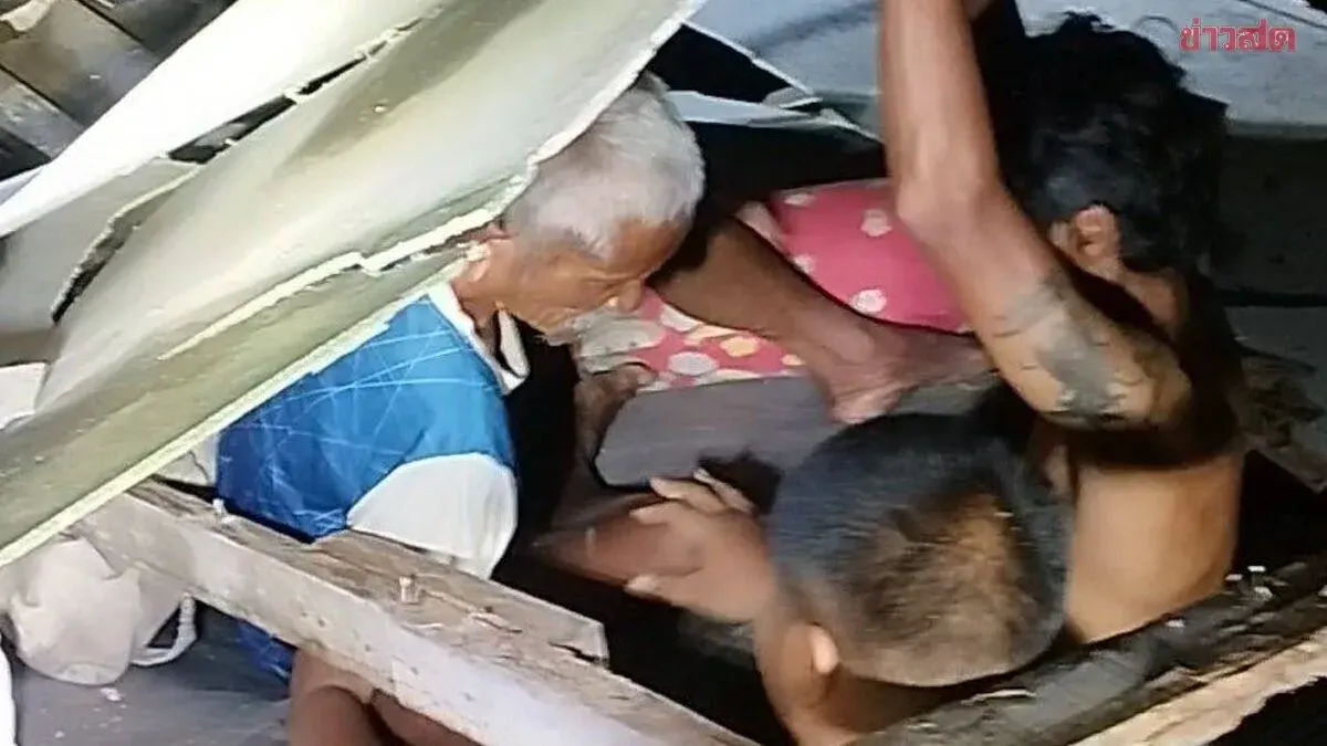 House Collapses on 70-Year-Old Man; Neighbors Rush to Rescue