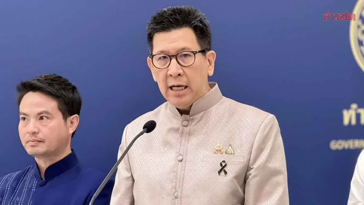 Deputy PM Ekniti Explains 400-Billion-Baht Emergency Loan Decree; Seeks Cabinet Approval on May 14