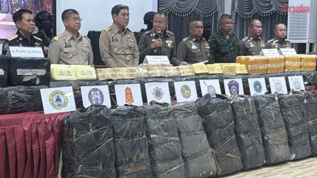 Two Suspects Arrested After Ramming Police Vehicle at Checkpoint in High-Speed Chase; 6 Million Methamphetamine Pills Seized