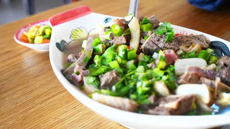 Phatthalung's Famous Stewed Beef Offal Dish