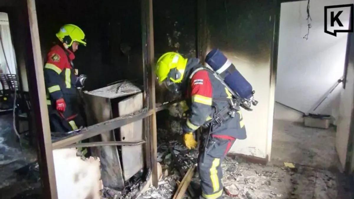 Fire Destroys Documents in University Building in Bangkok