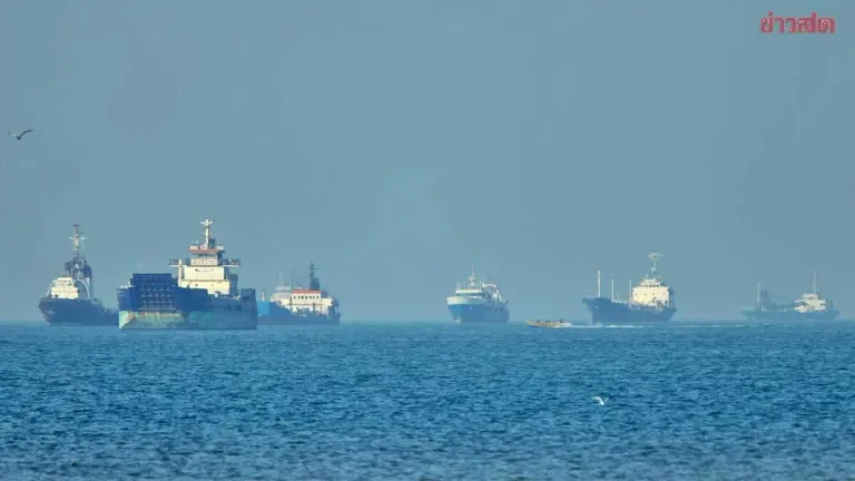 Trump Accuses Iran of Attacking Cargo Ship, Pressures South Korea to Join Plan to Secure Strait of Hormuz