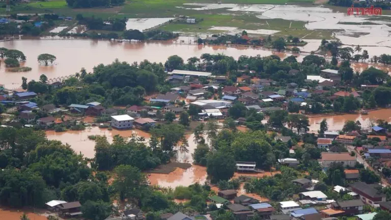 Government to Expand Flood Relief Budget by 10.5 Billion Baht