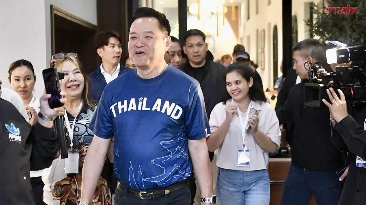PM Backs Bangkok's Transparency Order for All State Agencies