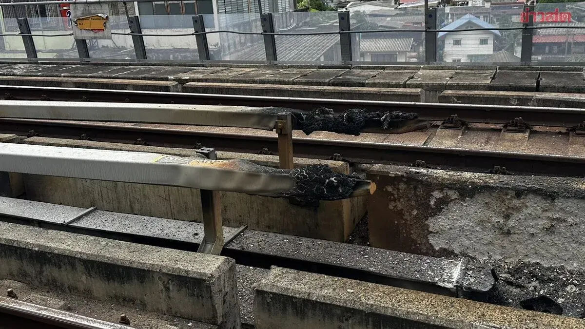 Electrical Short Circuit Triggers Fire at Tao Poon MRT Station