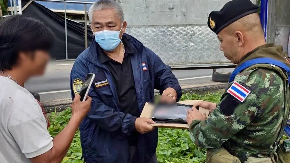 Customs Seizes Smuggled Cigarettes, Alcohol Worth 37 Million Baht