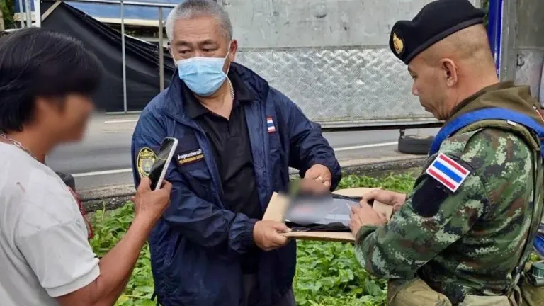 Customs Seizes Smuggled Cigarettes, Alcohol Worth 37 Million Baht