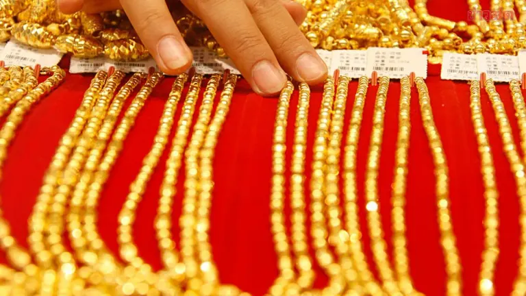 Gold Price Jumps 200 Baht, Jewelry Gold at 66,950 Baht