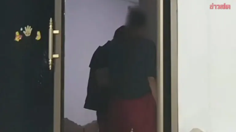 Police Search Home Of Thai Air Hostess Arrested In Australia