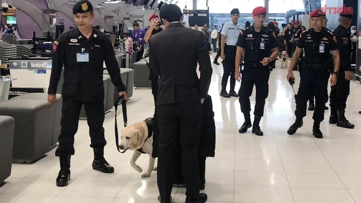 Police K9 Dogs Clear Thai Airways Flight to Australia