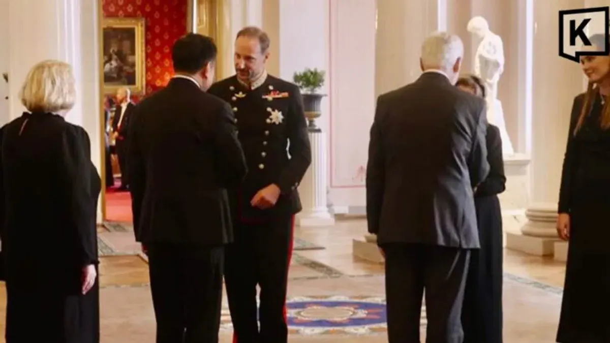 Anutin Represents Thai King at Norway Funeral