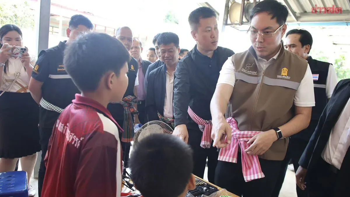 Deputy Education Minister Inspects Remote Khon Kaen Schools