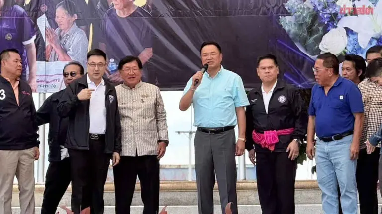 PM Anuthin Marks Ally's 77th Birthday in Suphan Buri Campaign