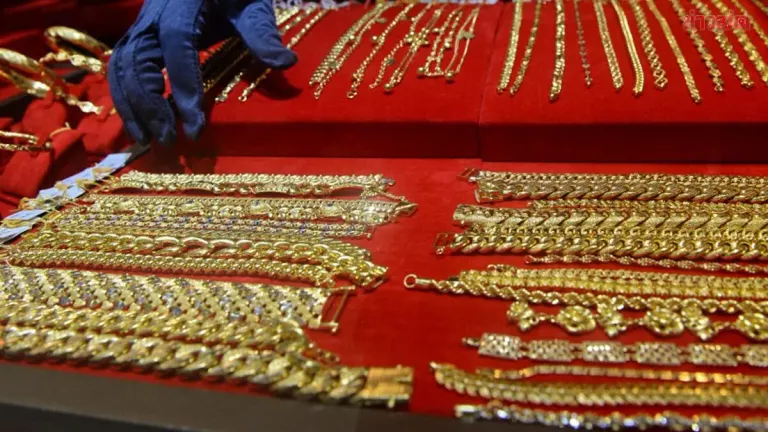 Thailand Gold Prices Jump 300 Baht as Market Surges