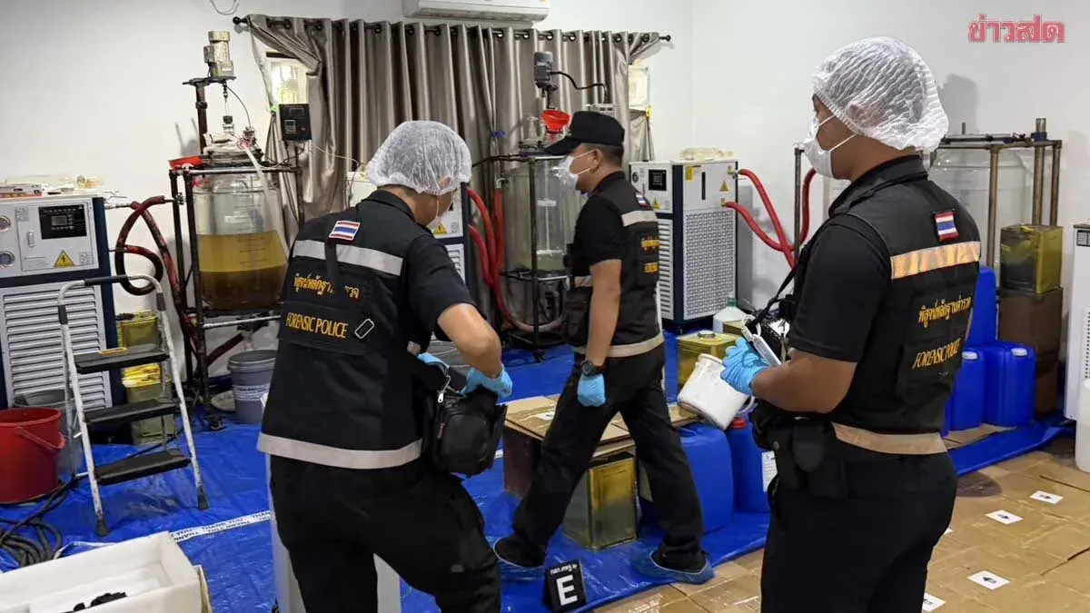 Police Raid Luxury Pattaya Home, Arrest 3 Chinese Nationals Operating Illegal 'Zombie' E-Cigarette Factory