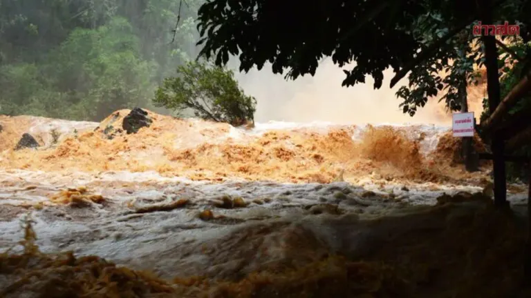 Heavy Rain Warns of Landslides, Flash Floods in Seven Provinces