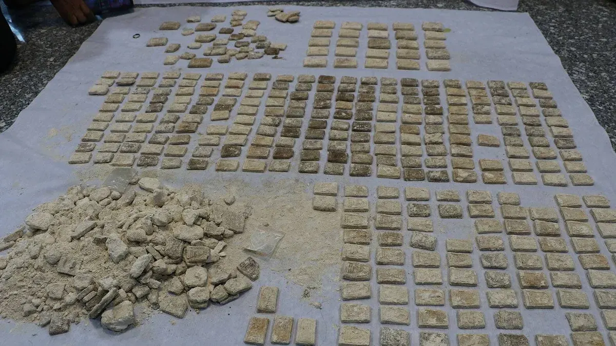 Over 600 Ancient Buddha Amulets Unearthed at Ratchaburi Temple