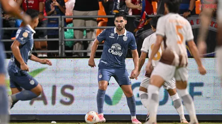 Buriram United Dominates Ayutthaya, Advances to FA Cup Final Against Prachuap