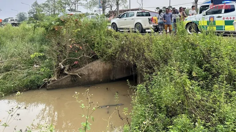 Father Drowns In Canal While Taking Son To School