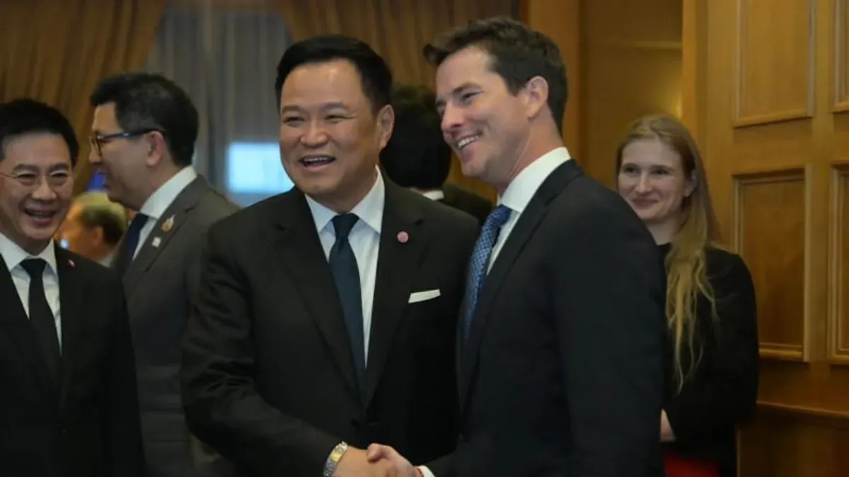 Anutin Urges Investors to View Thailand as Trusted Partner