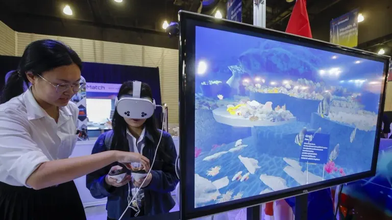 Thailand's Virtual Ocean Revealed Through VR Technology