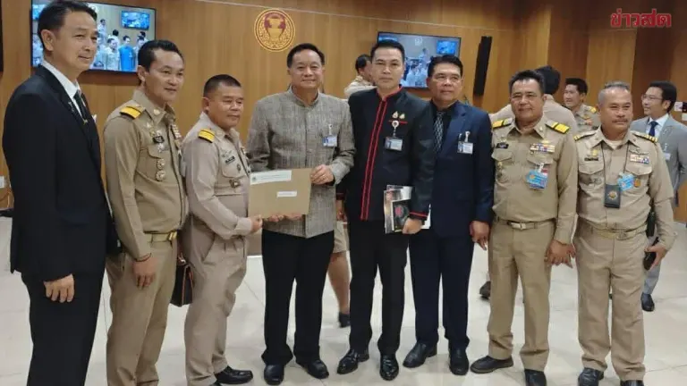 Village Chiefs Association Submits Letter to Pheu Thai, Demands Protection of Local Officials' Reputation Amid Parliamentary Criticism, Pledges Support for Drug Suppression Policy